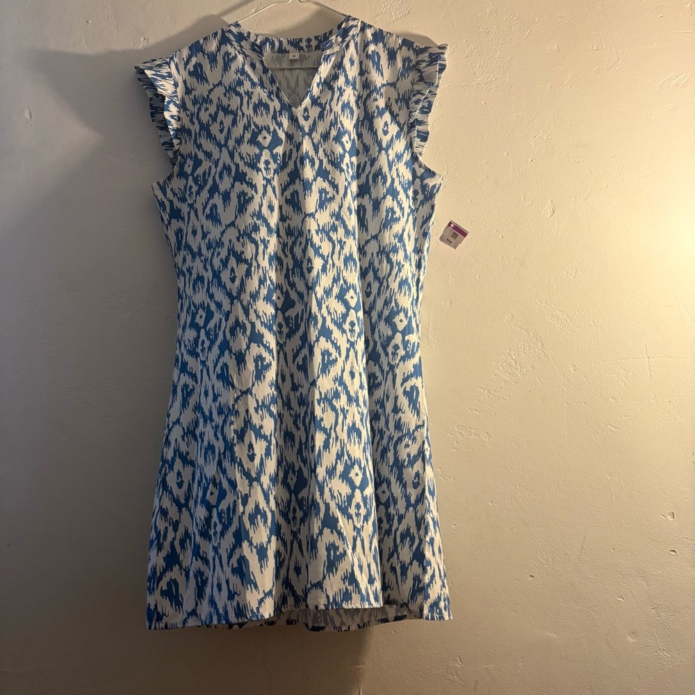 💙Blue & White Ikat Print Flutter Sleeve Dress Size M🤍